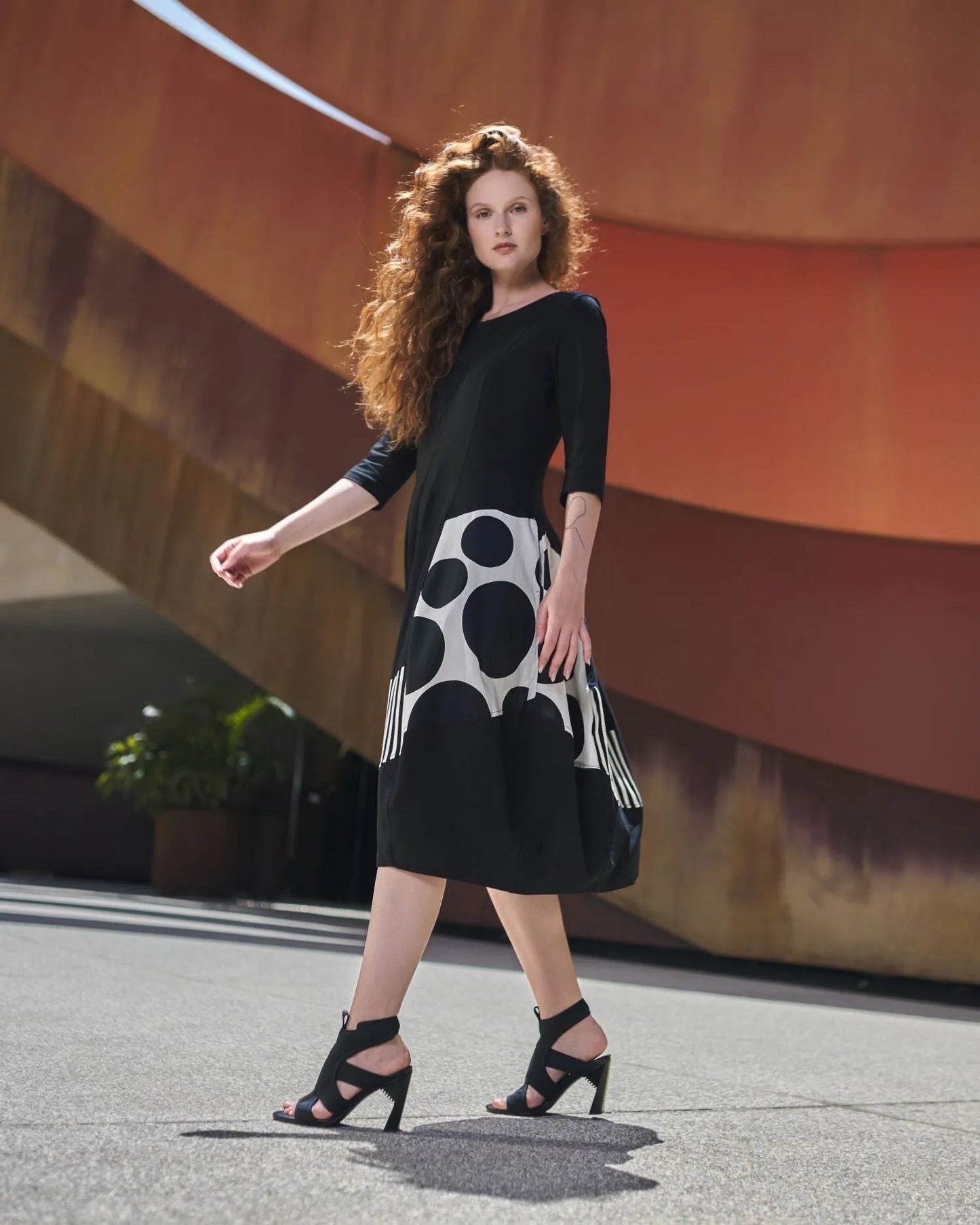 Urban Broadway Cocoon Dress, Mono